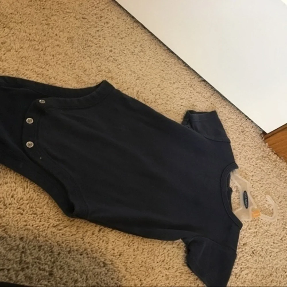 6-12 months Old Navy onesies both navy blue